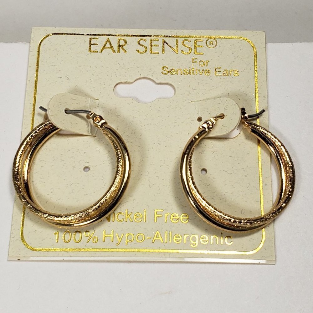 Women's Stunning Hypoallergenic Gold Tone Textured Interconected Hoop Earrings